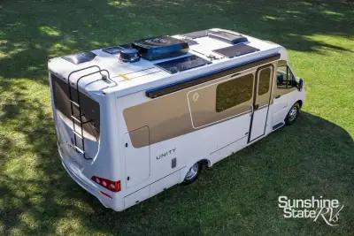 2024 Leisure Travel Unity U24MB photo 11