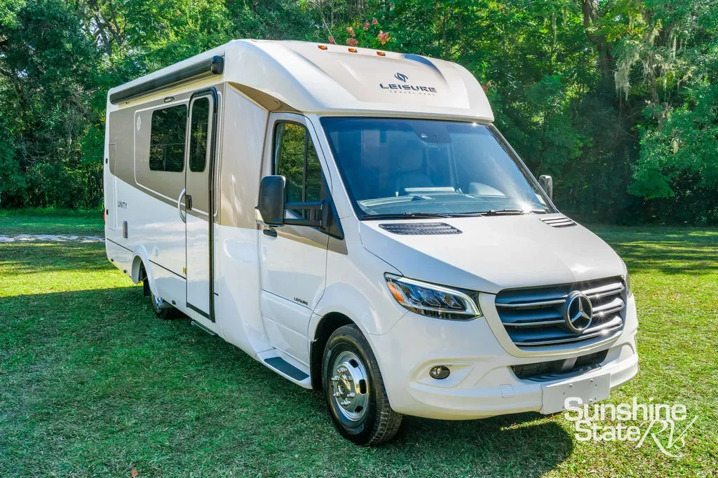 2024 Leisure Travel Unity U24MB exterior