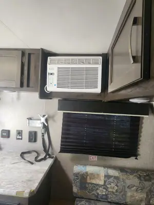 2021 Jayco JAY FLIGHT M-145RB photo 4