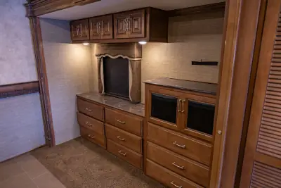 2014 Fleetwood Providence 42M photo 13