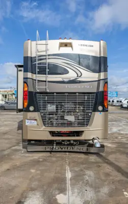 2014 Fleetwood Providence 42M photo 8