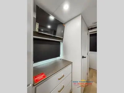 2026 Grand Design Influence photo 25