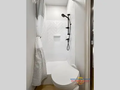 2026 Grand Design Influence photo 26