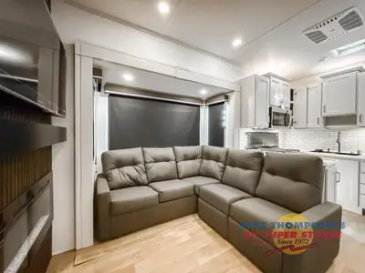 2026 Grand Design Influence photo 20