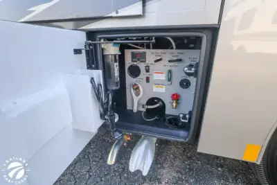 2027 Renegade Verona 40VTR photo 46
