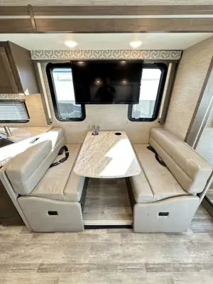 2022 Thor Motor Coach FREEDOM TRAVELER A30 photo 15
