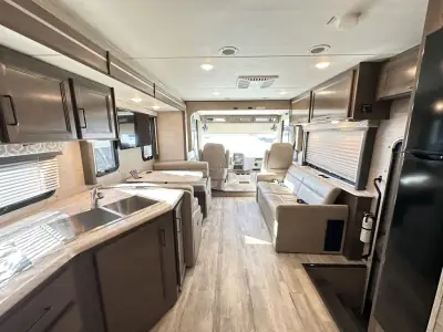 2022 Thor Motor Coach FREEDOM TRAVELER A30 photo 13