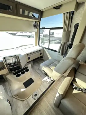 2022 Thor Motor Coach FREEDOM TRAVELER A30 photo 11
