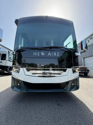 2022 Newmar New Aire 3543 photo 2