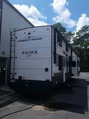 2025 Palomino PALOMINO PUMA 403LFT photo 5