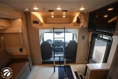 2027 Renegade Verona 40VTB photo 17