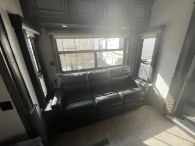 2020 Keystone MONTANA 3721RL photo 11