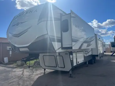 2020 Keystone MONTANA 3721RL photo 3