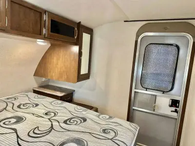 2018 Forest River Salem HEMISPHERE 26RHL photo 7
