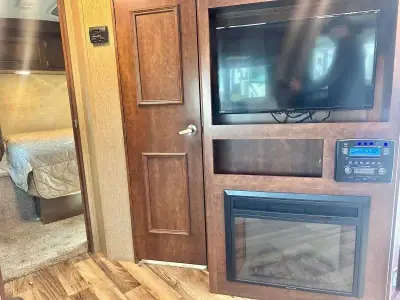 2017 Keystone OUTBACK SUPELITE 325BH photo 10