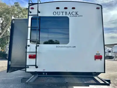 2017 Keystone OUTBACK SUPELITE 325BH photo 4