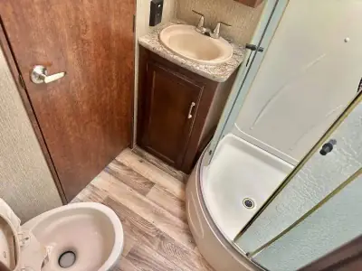 2017 Keystone OUTBACK SUPELITE 325BH photo 8