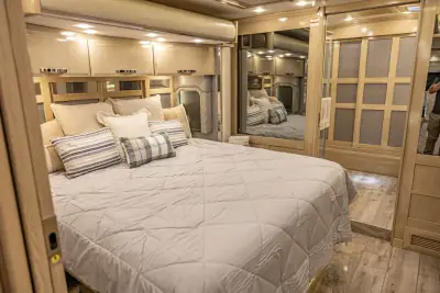 2017 Newmar King Aire 4584 photo 54