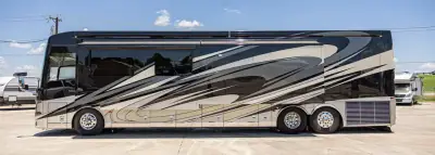 2017 Newmar King Aire 4584 photo 12