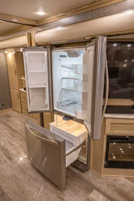 2017 Newmar King Aire 4584 photo 52
