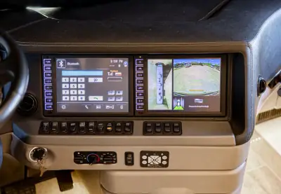 2017 Newmar King Aire 4584 photo 36