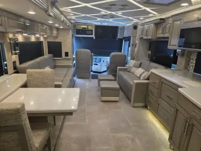 2023 Newmar Mountain Aire 4551 photo 43