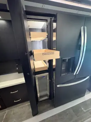 2025 Tiffin Motorhomes Zephyr 45 PZ photo 24