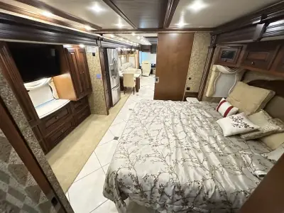 2015 Newmar Dutch Star 4369 photo 17