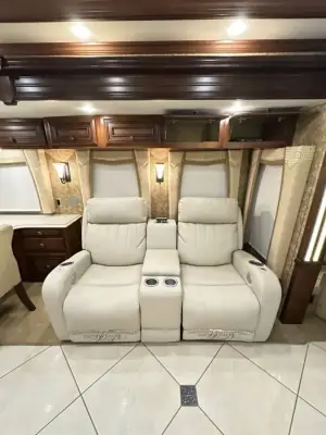 2015 Newmar Dutch Star 4369 photo 11