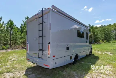 2027 Winnebago View 24D photo 3