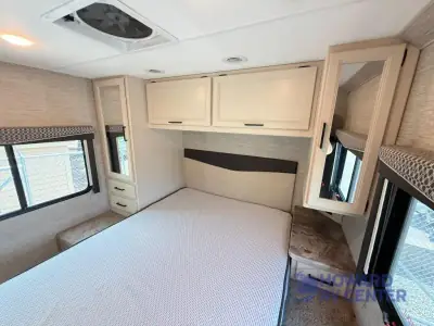 2021 Thor Motor Coach Chateau 28A Chevy photo 29