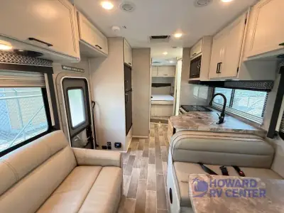2021 Thor Motor Coach Chateau 28A Chevy photo 8