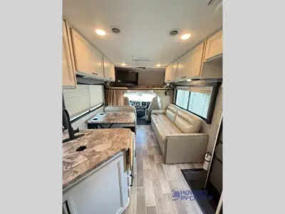 2021 Thor Motor Coach Chateau 28A Chevy photo 9