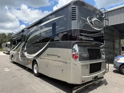 2019 Tiffin Motorhomes Phaeton 40 IH photo 4