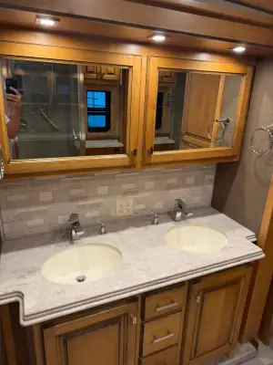2019 Tiffin Motorhomes Phaeton 40 IH photo 27