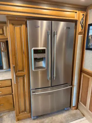 2019 Tiffin Motorhomes Phaeton 40 IH photo 19