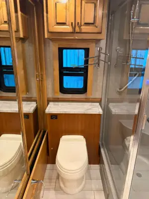 2019 Tiffin Motorhomes Phaeton 40 IH photo 36
