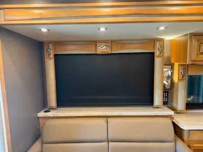 2019 Tiffin Motorhomes Phaeton 40 IH photo 12
