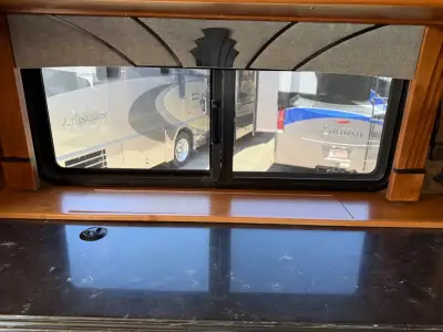2015 Tiffin Motorhomes PHAETON 40 AH photo 29