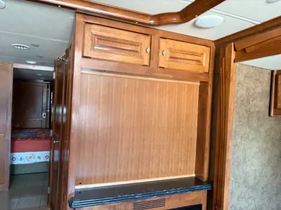 2015 Tiffin Motorhomes PHAETON 40 AH photo 16