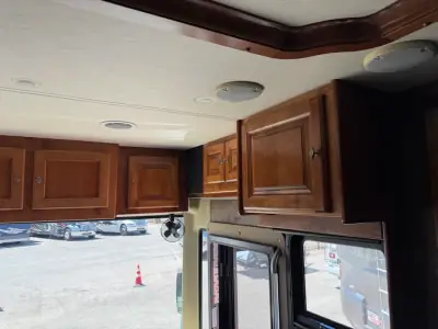 2015 Tiffin Motorhomes PHAETON 40 AH photo 30