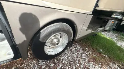 2005 Winnebago Journey Series 36G 350hp photo 53