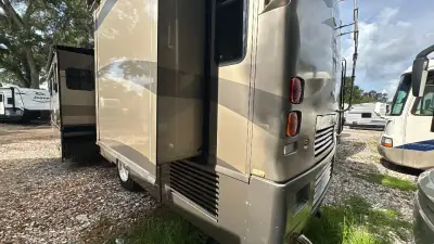 2005 Winnebago Journey Series 36G 350hp photo 56