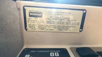 2005 Winnebago Journey Series 36G 350hp photo 14