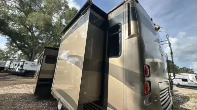 2005 Winnebago Journey Series 36G 350hp photo 55