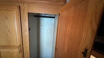 2005 Winnebago Journey Series 36G 350hp photo 30