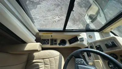 2005 Winnebago Journey Series 36G 350hp photo 12