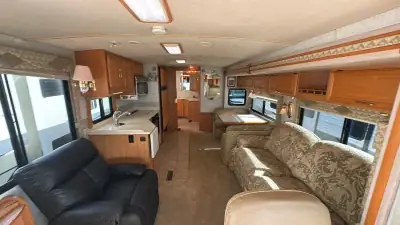 2005 Winnebago Journey Series 36G 350hp photo 15