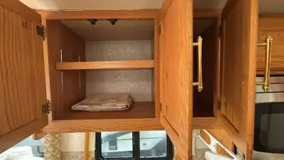 2005 Winnebago Journey Series 36G 350hp photo 40