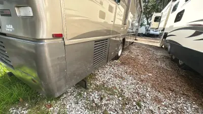 2005 Winnebago Journey Series 36G 350hp photo 59